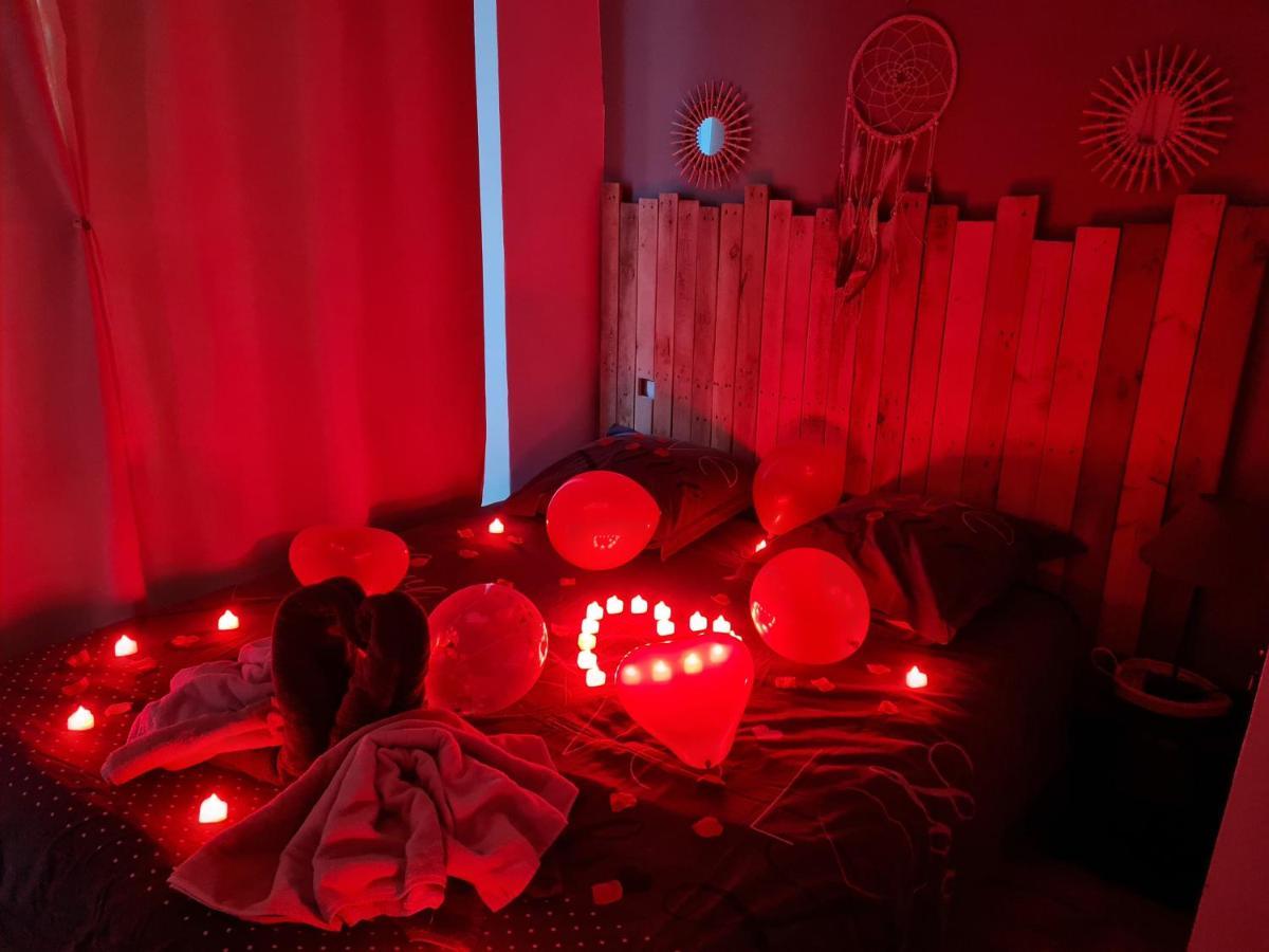 Les Bulles Medievales - Appartement Dedie Au Bien Etre Avec Spa - Netflix Et Wifi - Climatisation 卡尔卡松 外观 照片