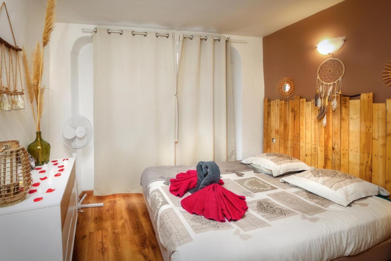 Les Bulles Medievales - Appartement Dedie Au Bien Etre Avec Spa - Netflix Et Wifi - Climatisation 卡尔卡松 外观 照片