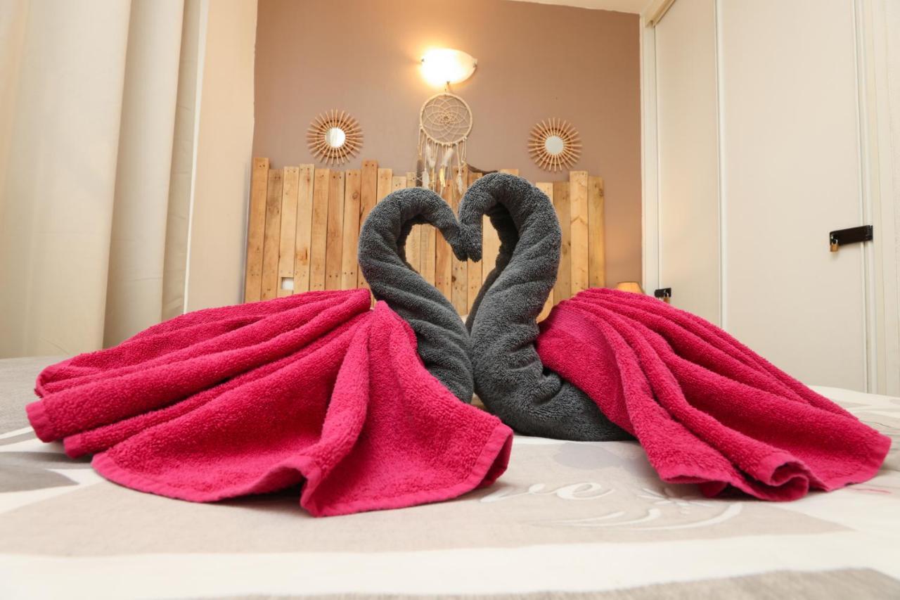 Les Bulles Medievales - Appartement Dedie Au Bien Etre Avec Spa - Netflix Et Wifi - Climatisation 卡尔卡松 外观 照片